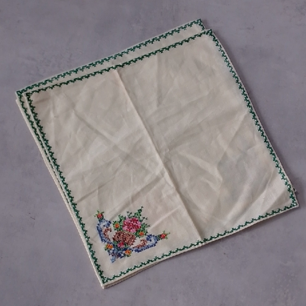 Vintage Hand Embroidered Floral Tablecloth